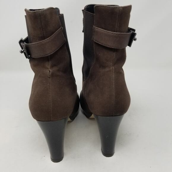 Andrea Brown Ankle Boots Suede Elasticized Platform Heels Size 7.5 - Picture 11 of 14